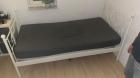 Eenpersoons-bed (incl matras)